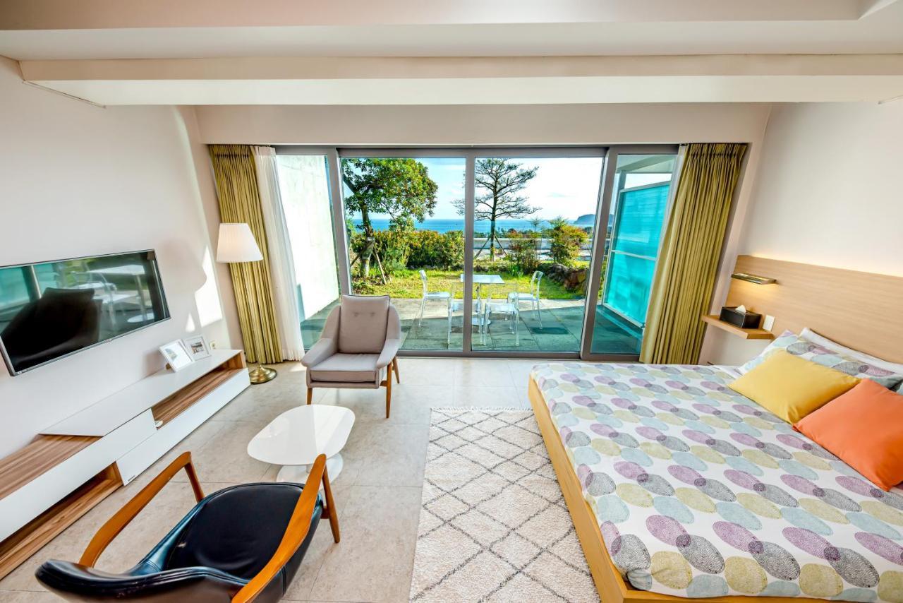 Jeju Bom Stay Seogwipo Exterior photo
