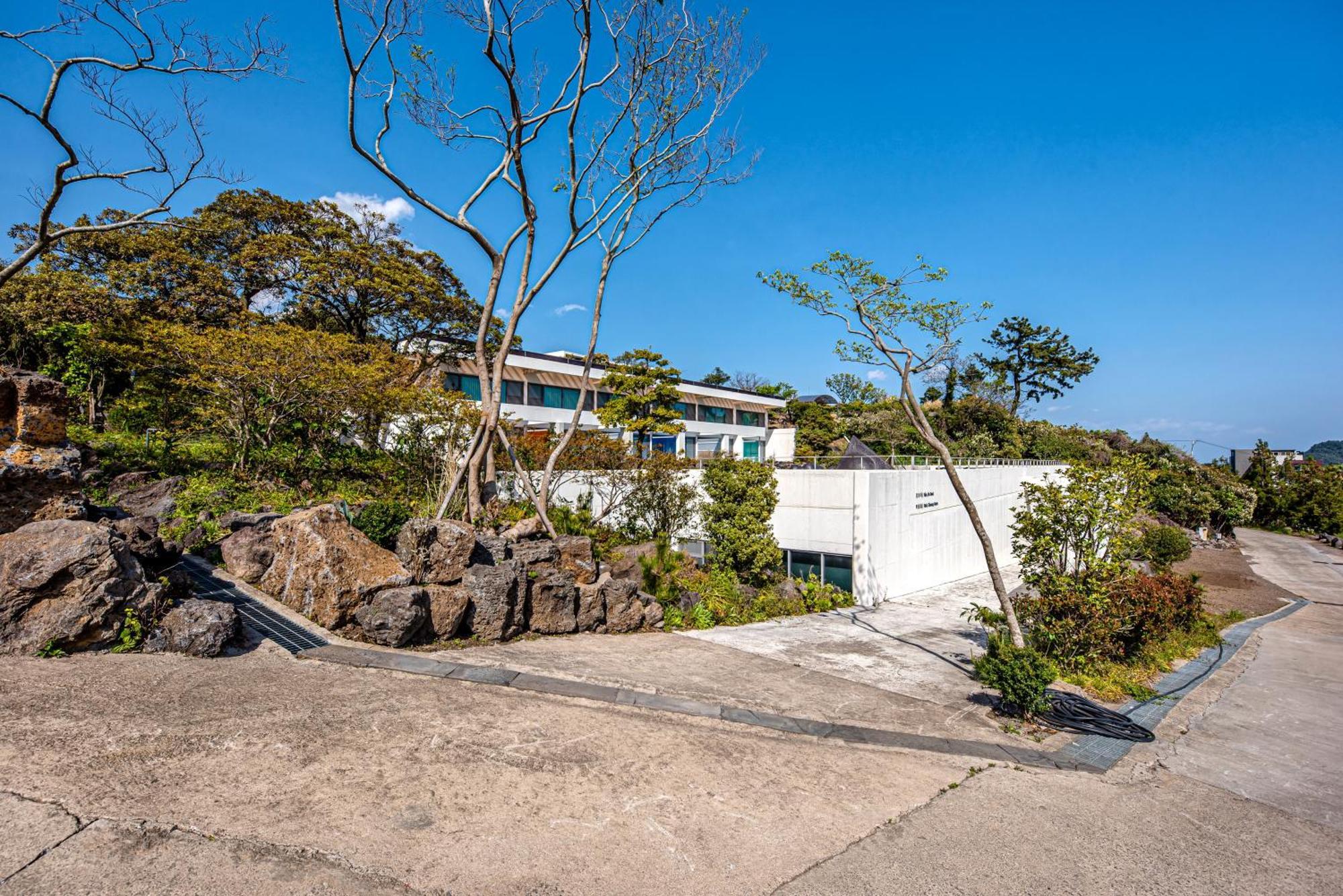 Jeju Bom Stay Seogwipo Exterior photo