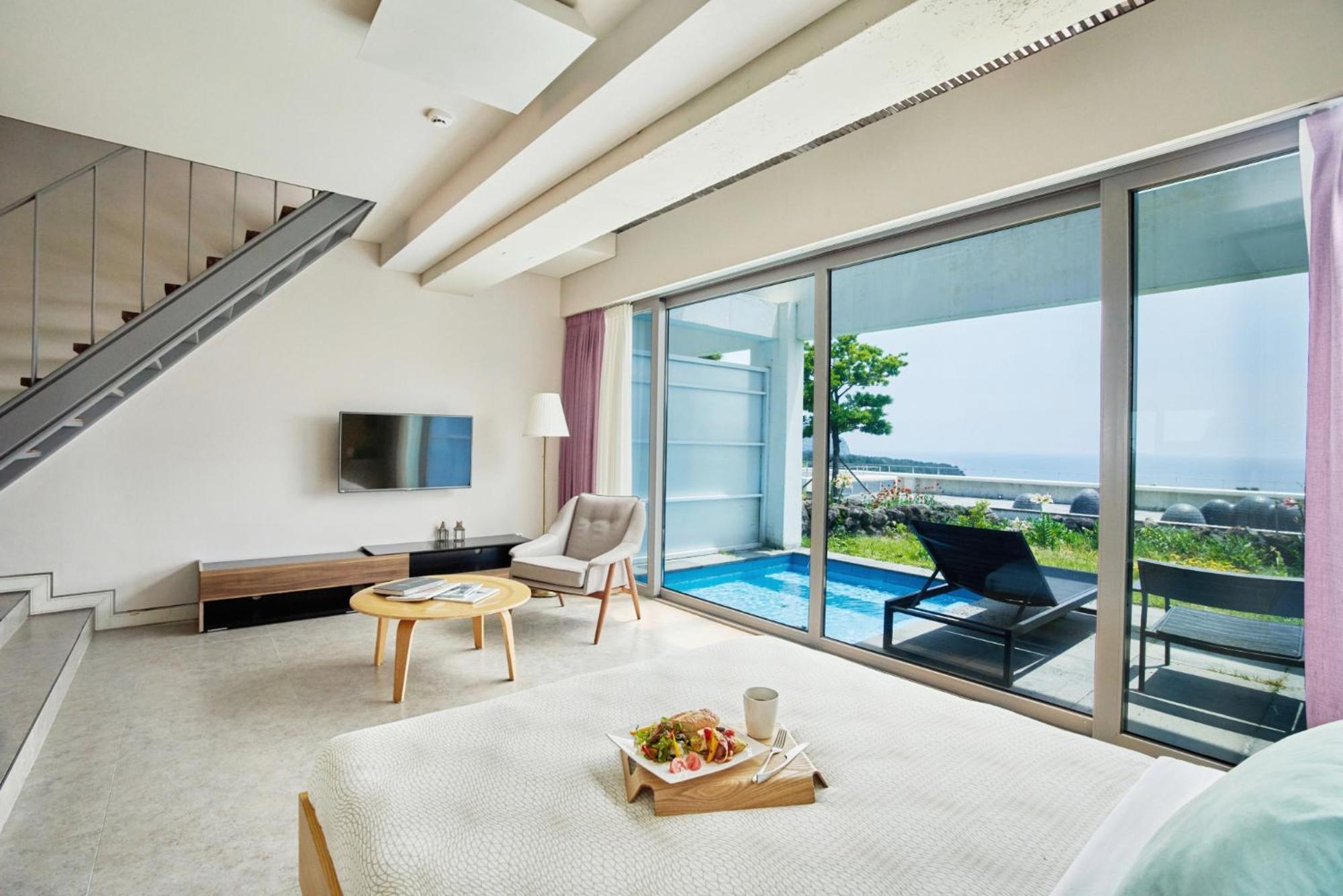 Jeju Bom Stay Seogwipo Exterior photo